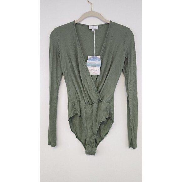 Adriano Goldschmied AGjeans Lola Long Sleeve Deep V Neck Ribbed Bodysuit, XS - Picture 3 of 8